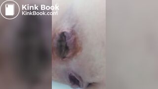 Girl pooping on toilet - video 338
