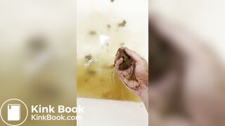 Smelly gal scoops her poop from the shower water