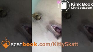 close up shitting - video 2