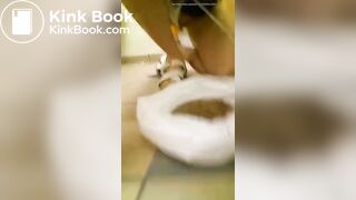Sexy milf poops massive diarrhea