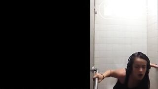 COMPILATION OF GIRLS PUSHING BIG HARD TURDS ON TOILET 2