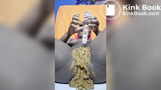Ebony stuffs pussy with shit Xymz