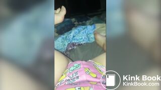 Girl pooping on toilet - video 329