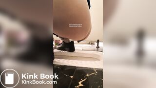 Girl pooping in public toilet3