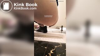 Girl pooping in public toilet3
