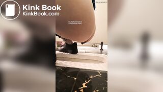 Girl pooping in public toilet2