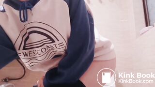 中国女孩拉屎自拍