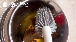 Toilet POV - video 18