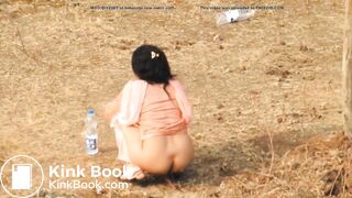 Woman pooping in public - video 2