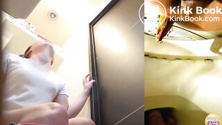 Pretty Japanese girl Pooping - video 2
