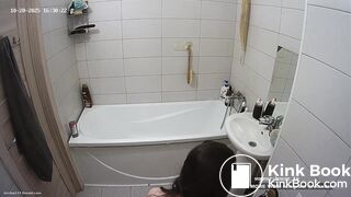 BIG BOOBS GIRL POOP AND FARTS