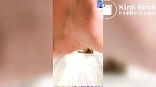 Hot babe cant hold the shit