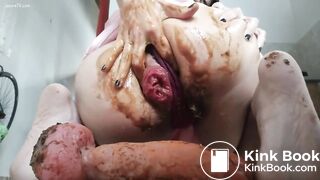 girl scat dilido anal prolapse and fisting