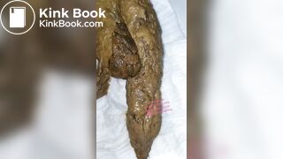 Chinese woman naked poop