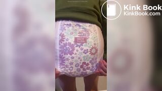 Diaper Girl messes diaper