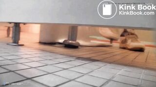 A girl who pooped outside the toilet bowl - video 2