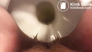TOILET POO CLOSE.UP