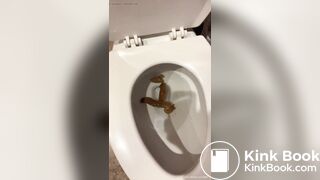 Paying Snapchat girl(2) to shit for me 2