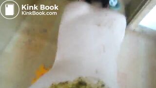 playing with scat when having sex