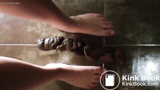 Natalia sexu Pooping