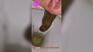 Hard Shitting in toilet - video 2