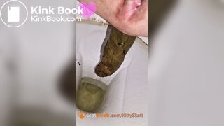Hard Shitting in toilet - video 2