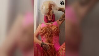 Pink and brown - video 2