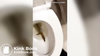 Ex Girlfriend laughing at her footlong turd