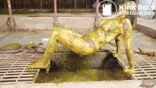 ... Maddison Clumsy In Cow Dung