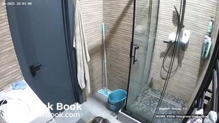 HOT BLONDE DIARRHEA (3rd trip)
