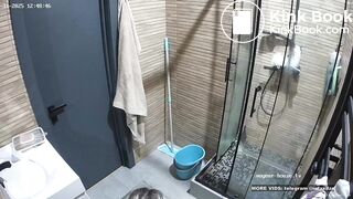 SEXY BLONDE DIARRHEA (4th trip)