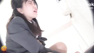 Cute Japanese girl Diarrhea - video 6