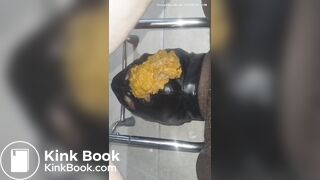 Scat Face Dump Close up