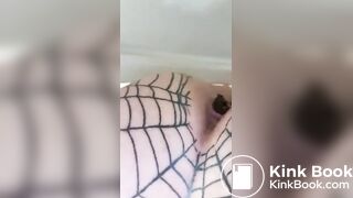 Milf poop - video 14