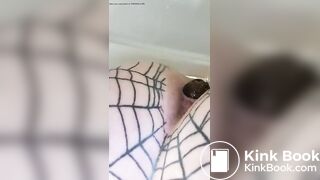 Milf poop - video 14