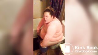 BBW poops in toilet - video 2