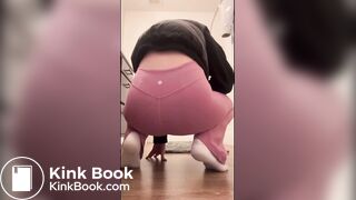 Blackras poops her purple lululemon leggings