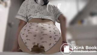 asian ... pooping with big ass