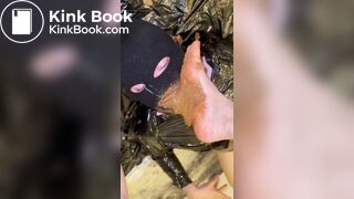 Scat-feet-1