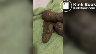 Woman shows her ABNORMOUS MONSTER (help me find her!!!)