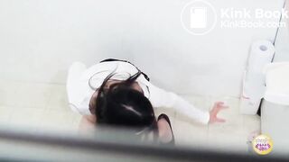 Pretty Japanese girl Enema - video 3