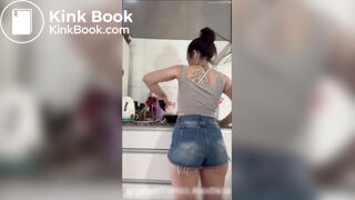 poop in shorts while doing dishes