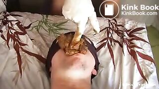 Feeding the toilet - video 7