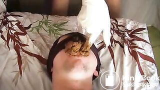 Feeding the toilet - video 7