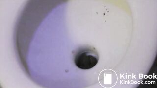 girl shit on toilet - video 4