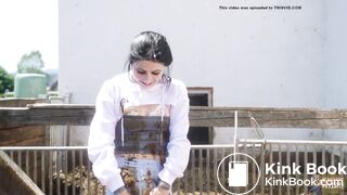 Kaitlyn ... going crazy in pigshit