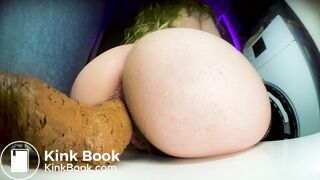 Big Bootied Babe Gigantic Poop