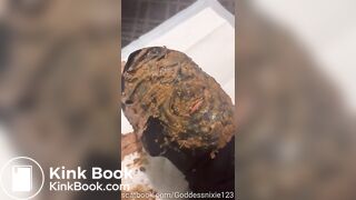 Goddess feeds her toilet