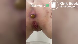 Girl pooping on toilet - video 298