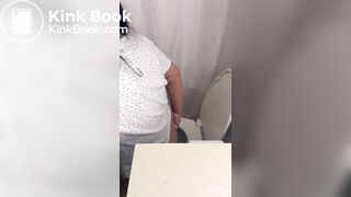 Filipina Gf wipes ass